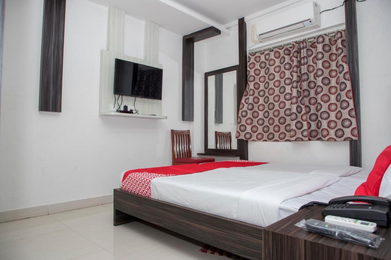 Oyo 11346 Hotel Tazz Odisha Бхубанешвара Экстерьер фото